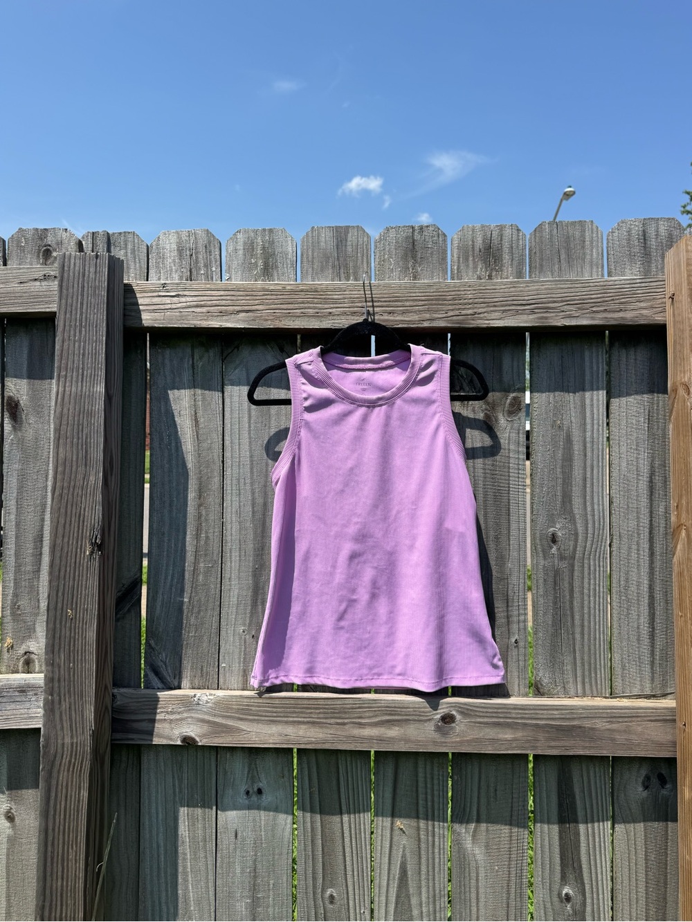 Women's Sleeveless Tank Top in Lavender